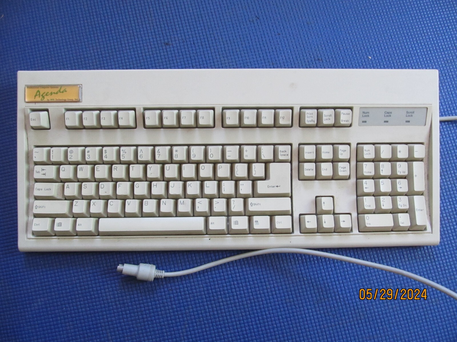 KEY TRONIC VINTAGE KEYBOARD MODEL # E03601QLPS2-C