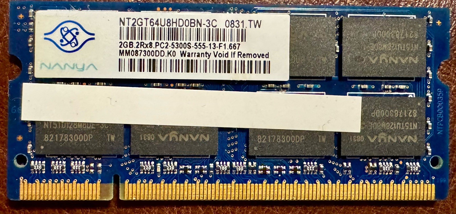 Nanya 2GB DDR2 667MHz SO-DIMM Laptop RAM PC2-5300S NT2GT64U8HD0BN-3C 2Rx8