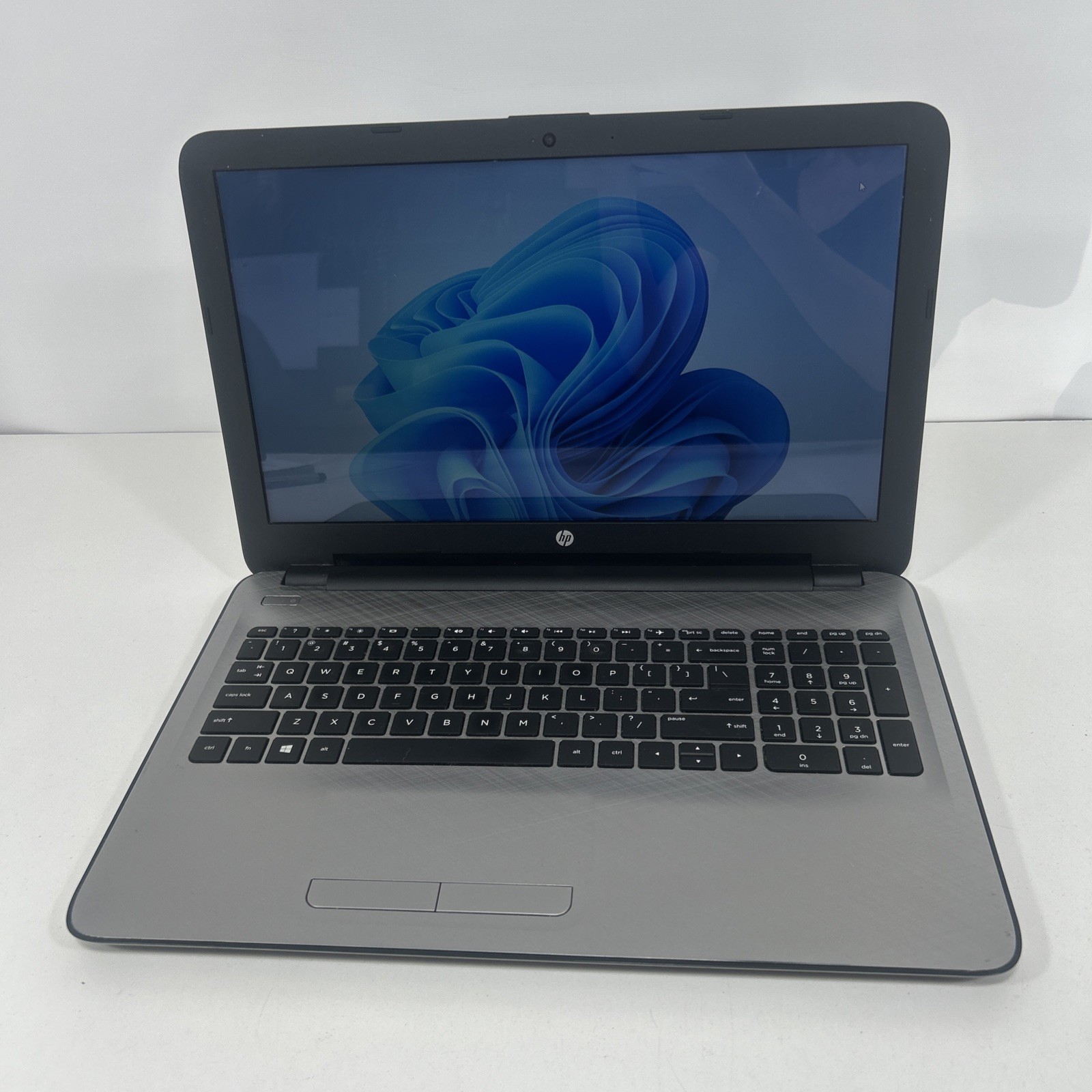 HP 15-af152n AMD A8-7410 2.20GHz 8GB RAM 250GB HDD Win11Pro 🔋Good