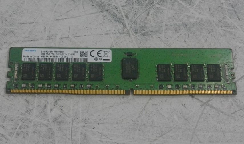 Samsung M393A2K43BB1-CTD6Q Server Memory 16GB DDR4 2Rx8