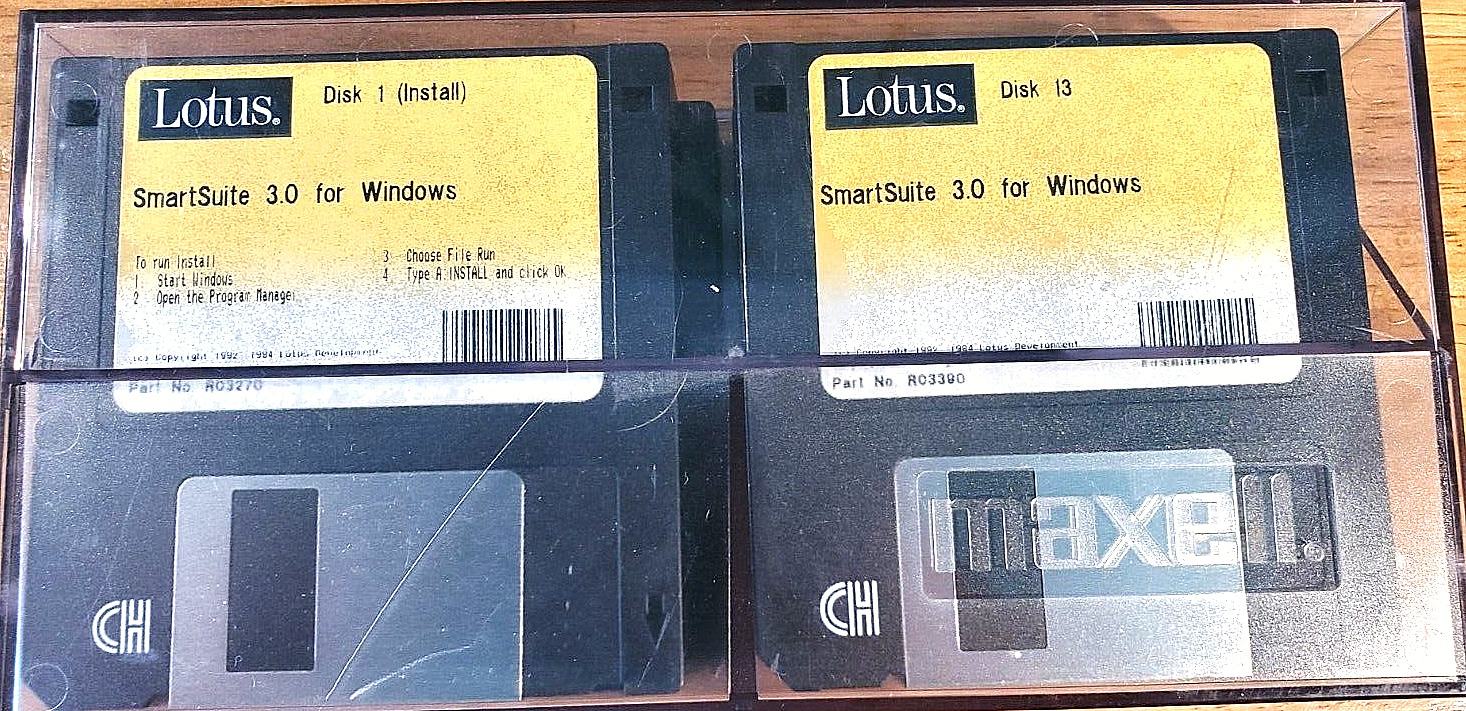 Lotus SmartSuite Smart Suite 3.0 for Windows 1994 Vtg 24 Disks Set Untested