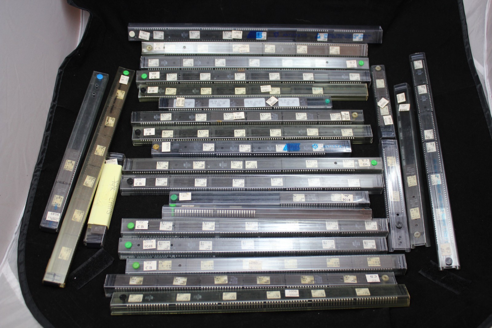Vintage IC Chip Lot EPROM CPU Microcontroller AMD Intel Atmel ST 100+