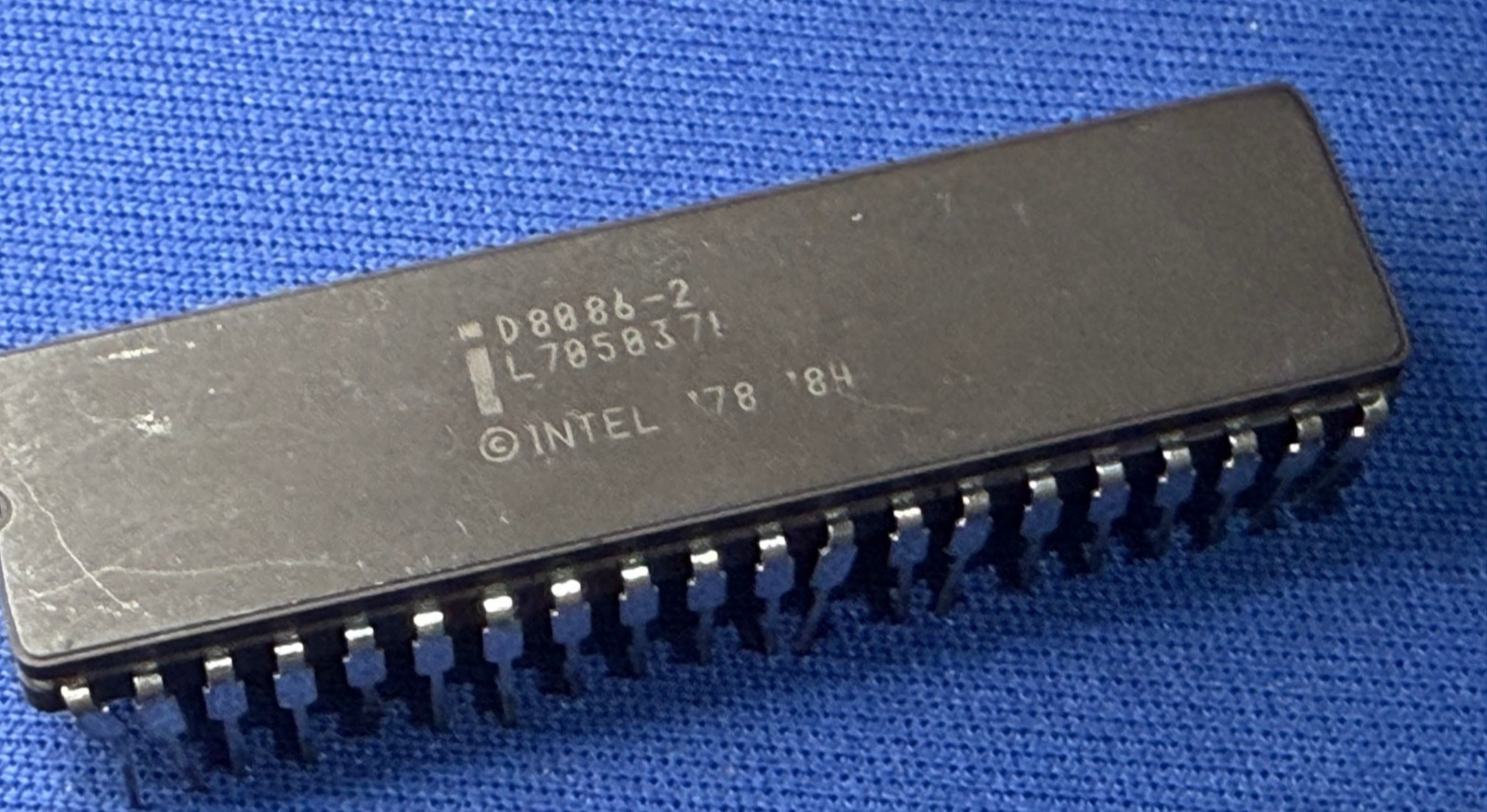 D8086-2 Intel Vintage Ceramic NOS Rare D8086 CPU COLLECTIBLE QTY-1