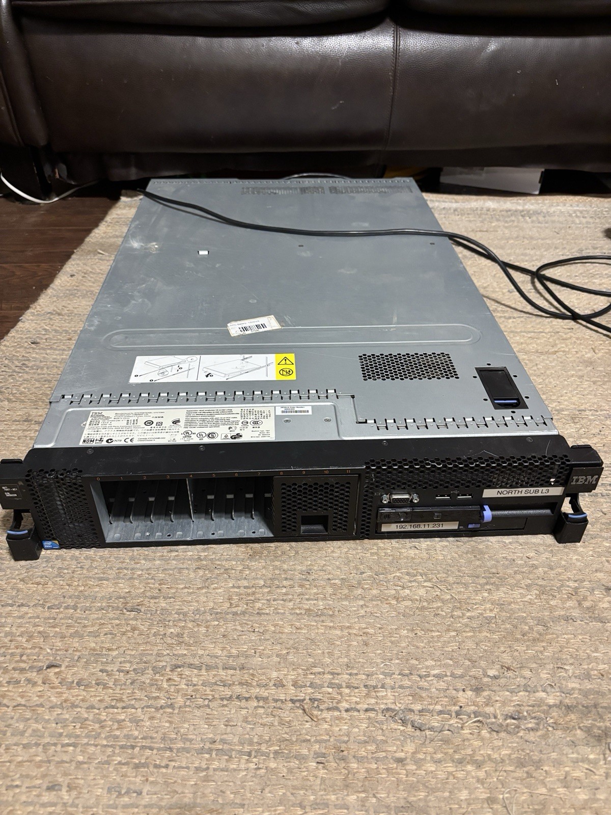 IBM x3650 M2 7947-AC1 Server Xeon CPU -NO HDD- POWER TESTED ONLY