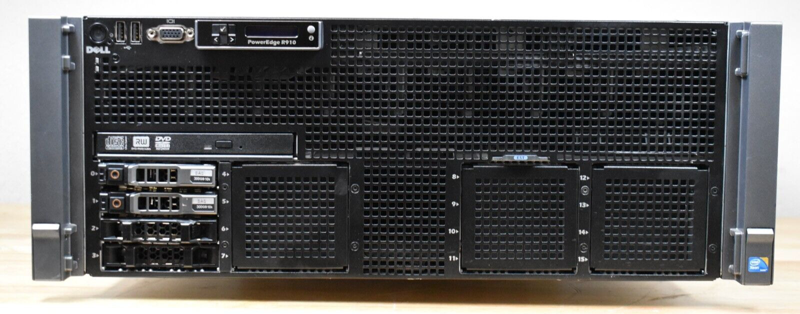 Dell POWEREDGE R910 Server 4x X7560 2.26GHz (32 Core) 256GB RAM 4x64 NO HD H700