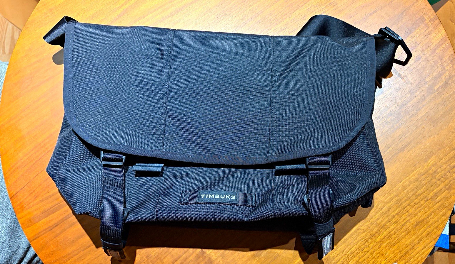 Timbuk2 Classic Messenger Bag Medium Black