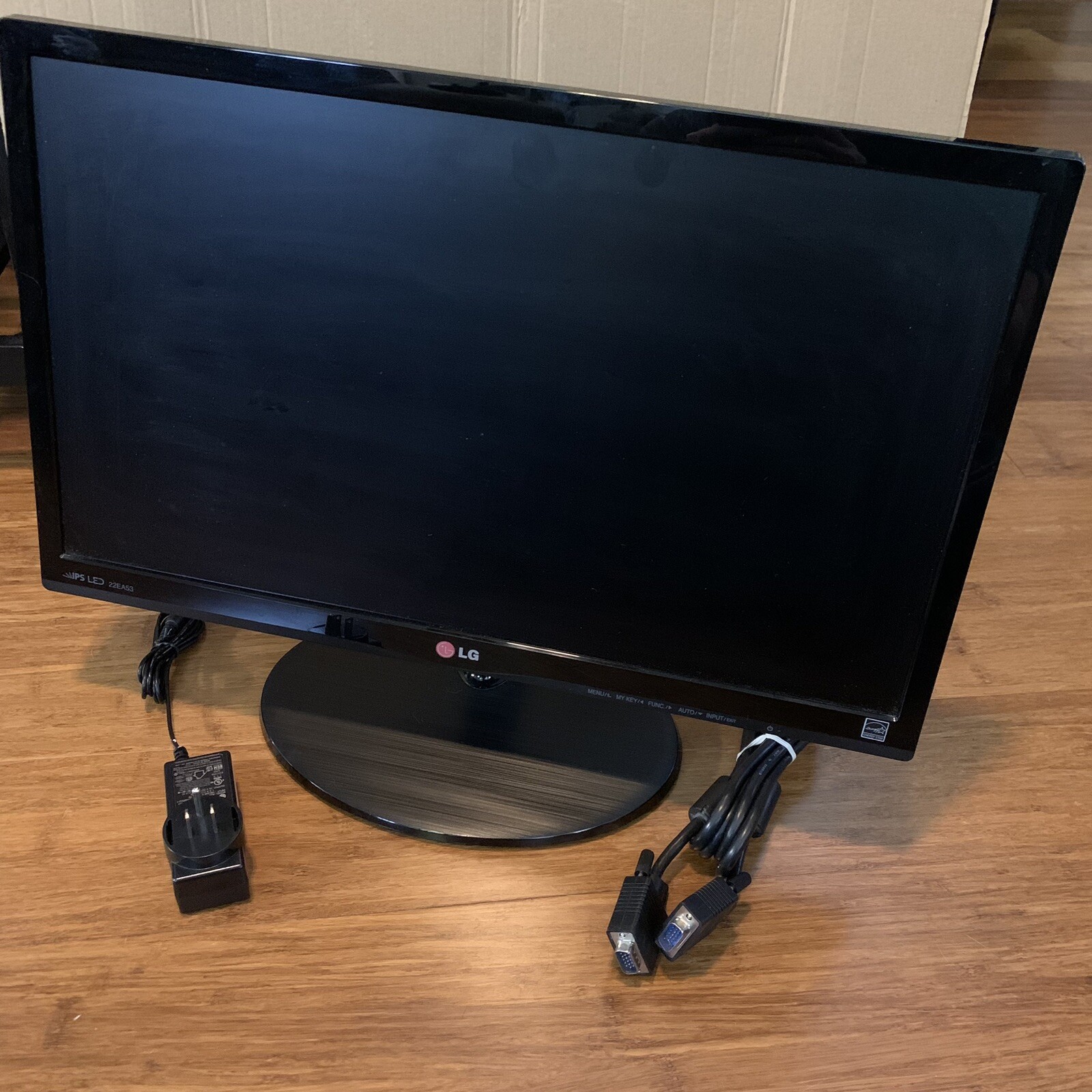 LG Flatron 22 inch Class Slim IPS LED Widescreen Monitor - 22EA53T-P
