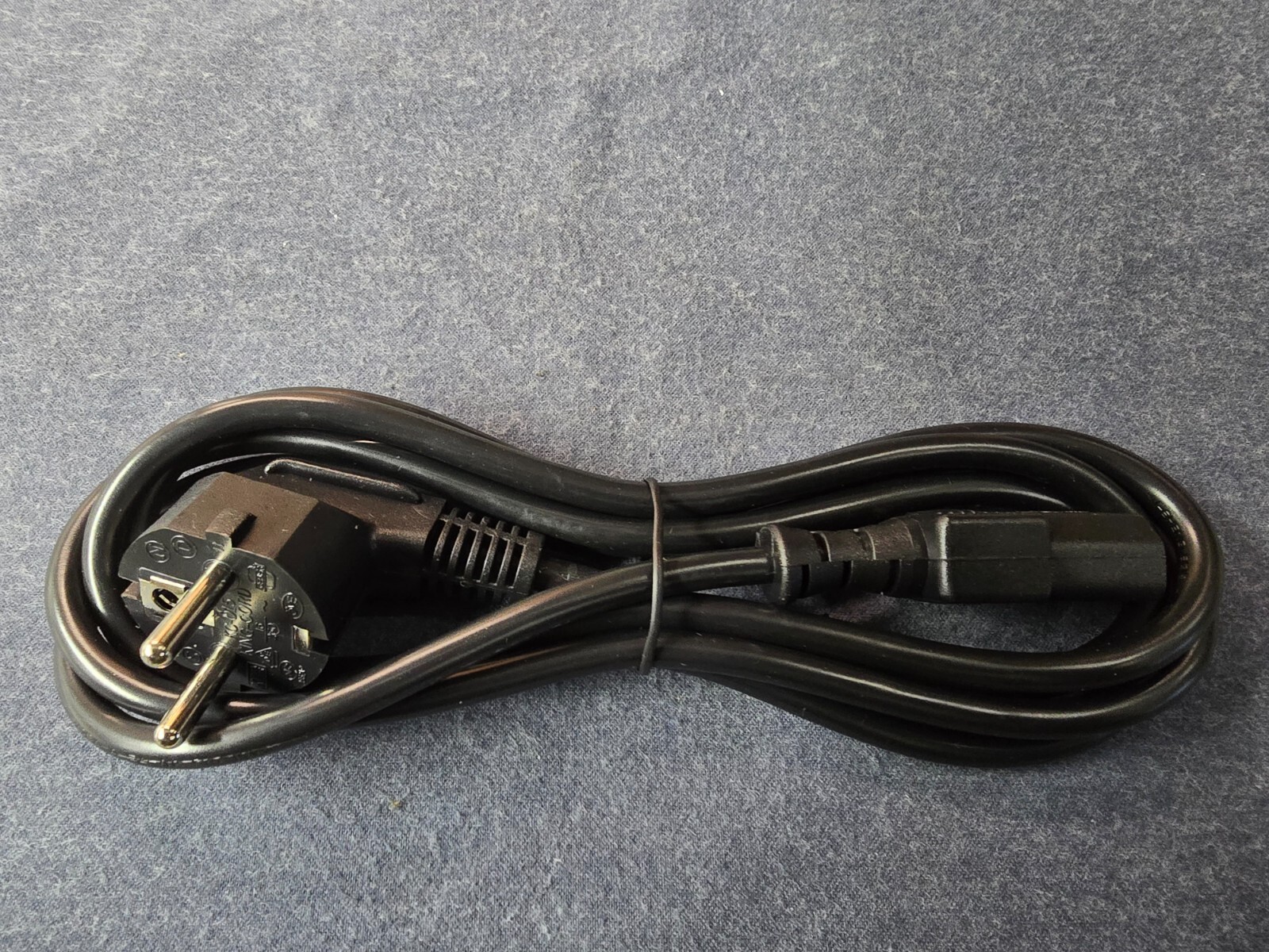 King-Cord KC-015 to KC-003 EU2 Prong Style 250v 10A  6' Power Cord for Computers