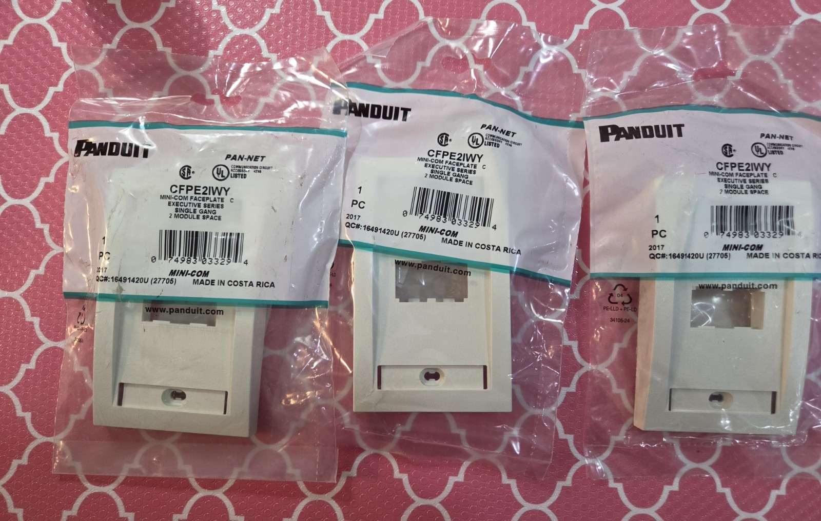Lot Of 3 Panduit CFPE2IWY Executive Style Faceplate ABS 2 Port Single Gang