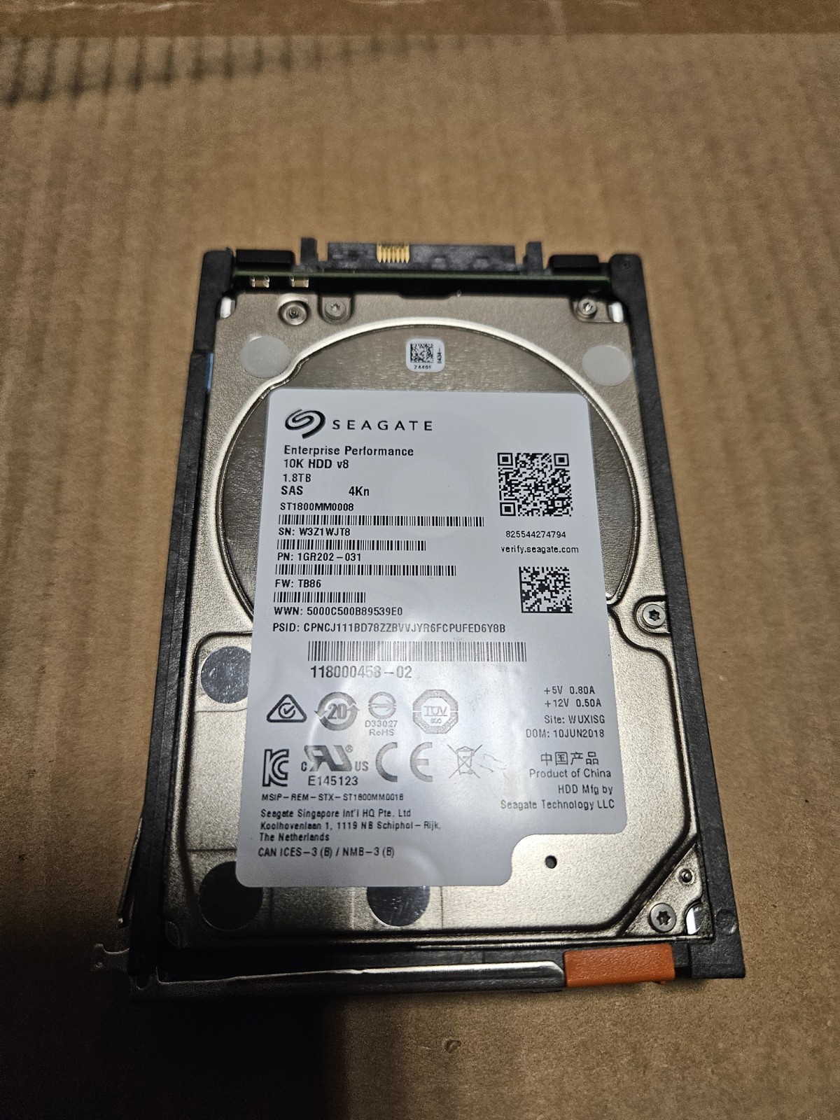 EMC UNITY 005051633 1.8TB 10K 12GBps 2.5" SAS HDD 118000458-02 D3-2S10-1800