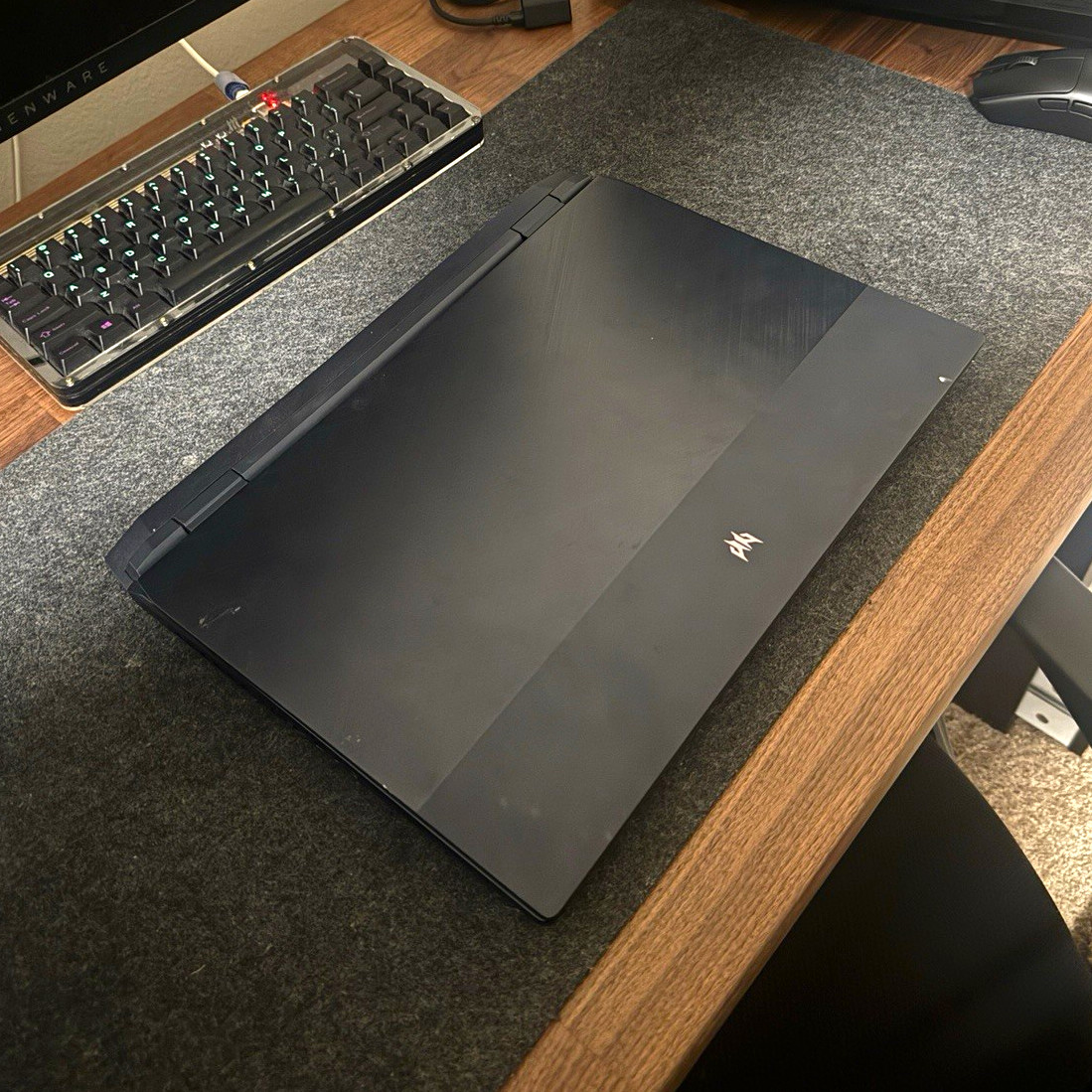 Acer - Predator Helios 300 - 15.6" QHD 240Hz Gaming Laptop - Intel Core i7