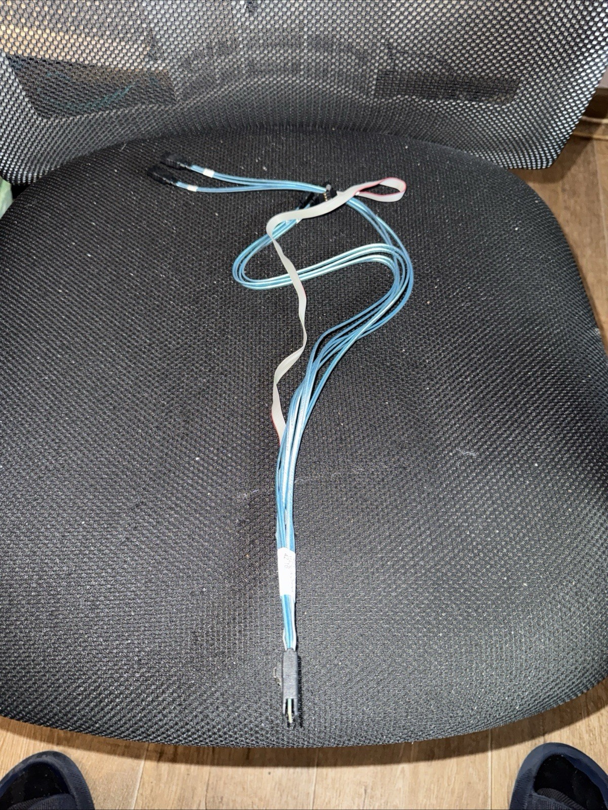 CBL-0097L-02 SUPERMICRO MINI SAS TO 4X SATA CABLE 0.5M