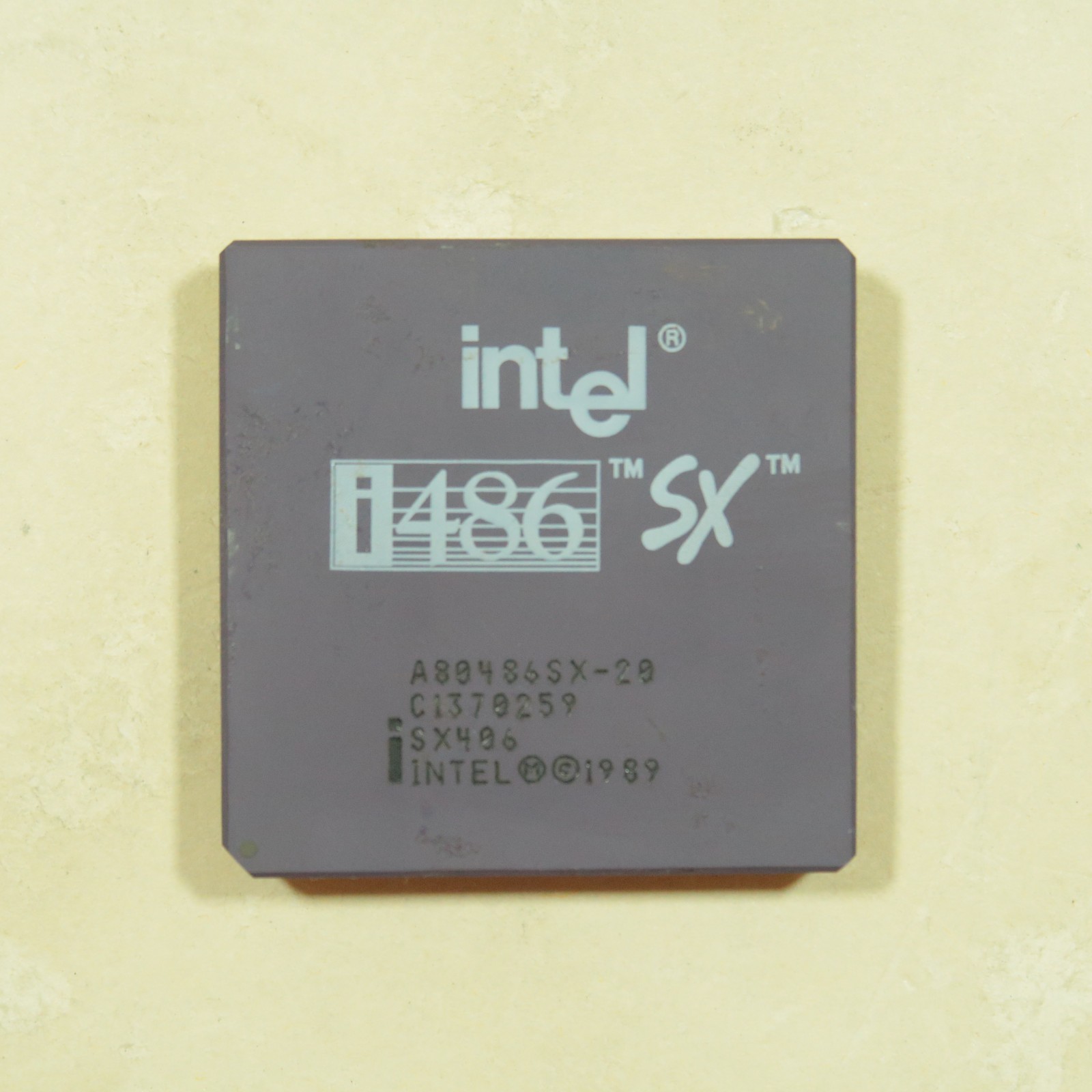 Intel i486 SX 20 Mhz Processor CPU SX406 A80486SX-20 PGA168