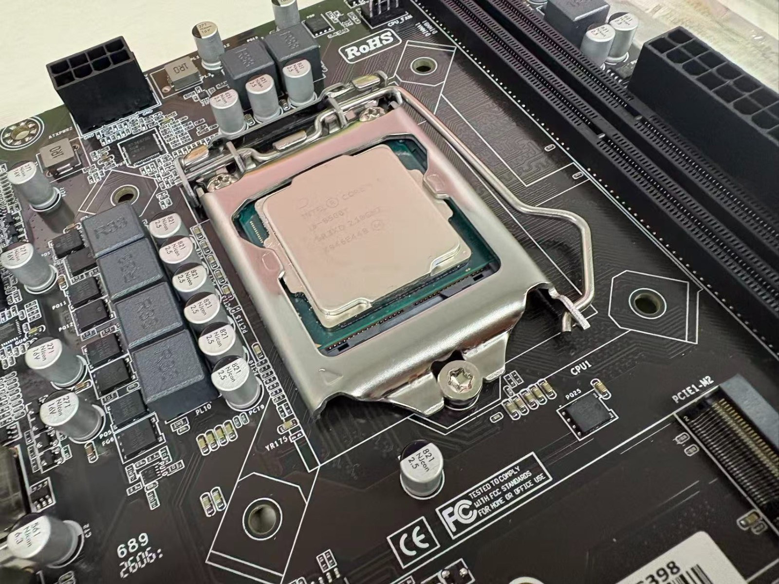 Intel H310 LGA1151 Motherboard w/ i5-8500T CPU DDR4 M.2 NVMe mATX I/O Shield