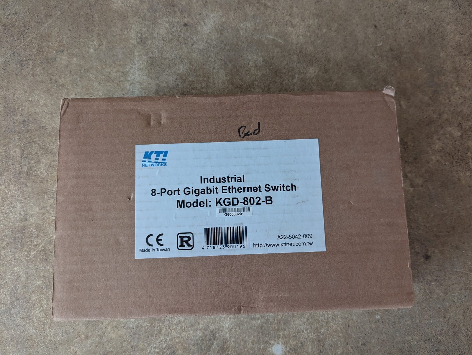 KTI NETWORK KGD-802-B INDUSTRIAL 8-PORT FAST YELLOW ETHERNET SWITCH