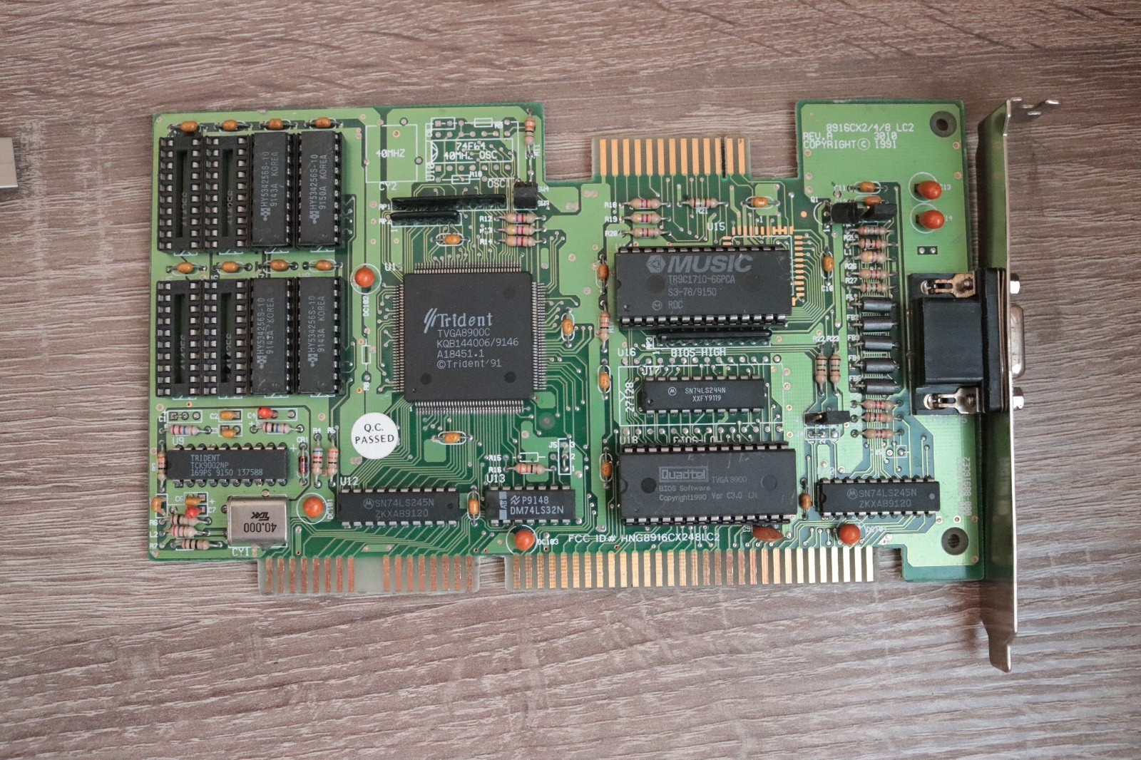 Trident TVGA8900C 512Kb up to 1Mb 16-bit ISA VGA card