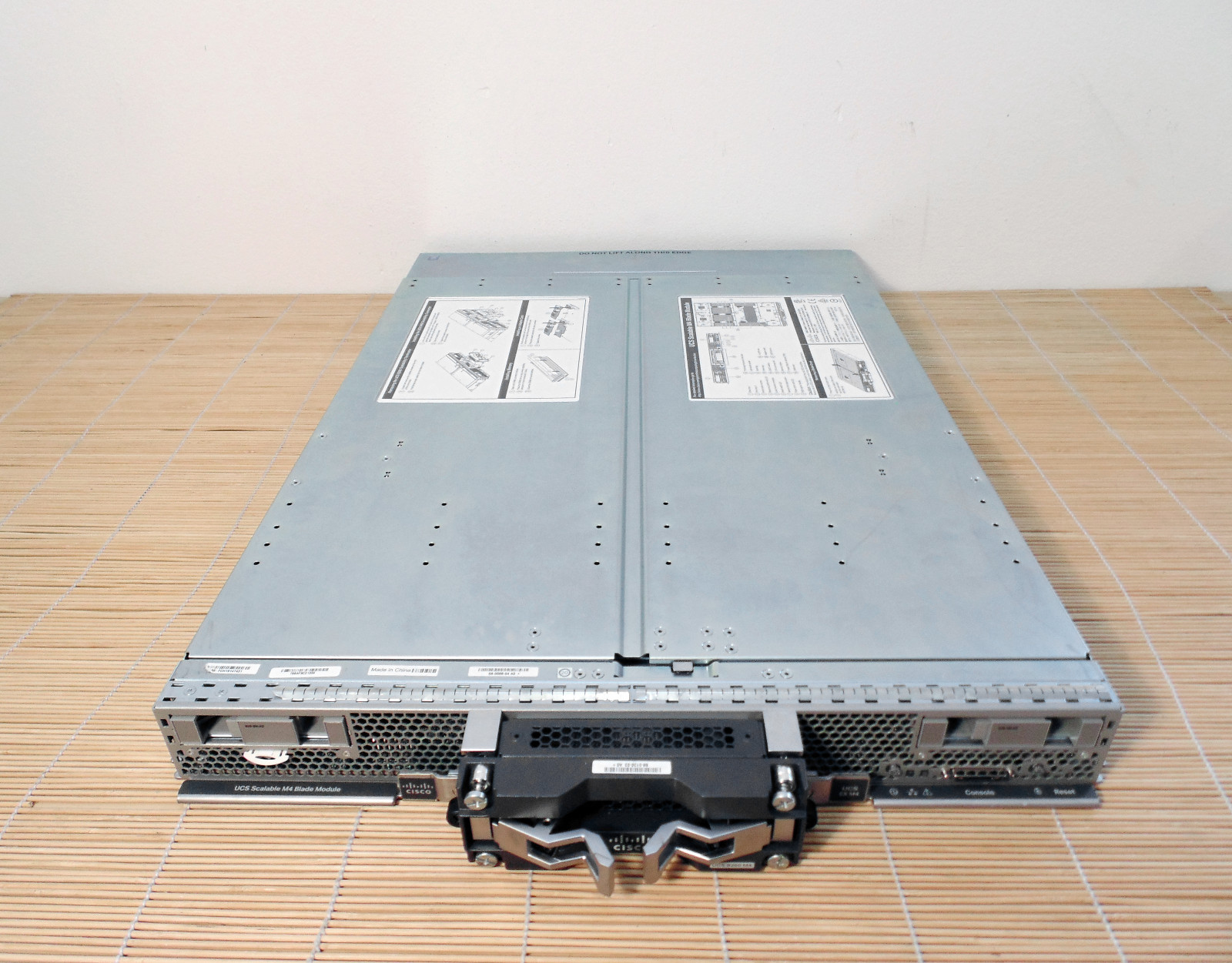 Cisco UCSB-EX-M4-1 UCS B260 M4, suppors Intel Xeon E7 v2 CPU, 2x UCSB-HS-01-EX