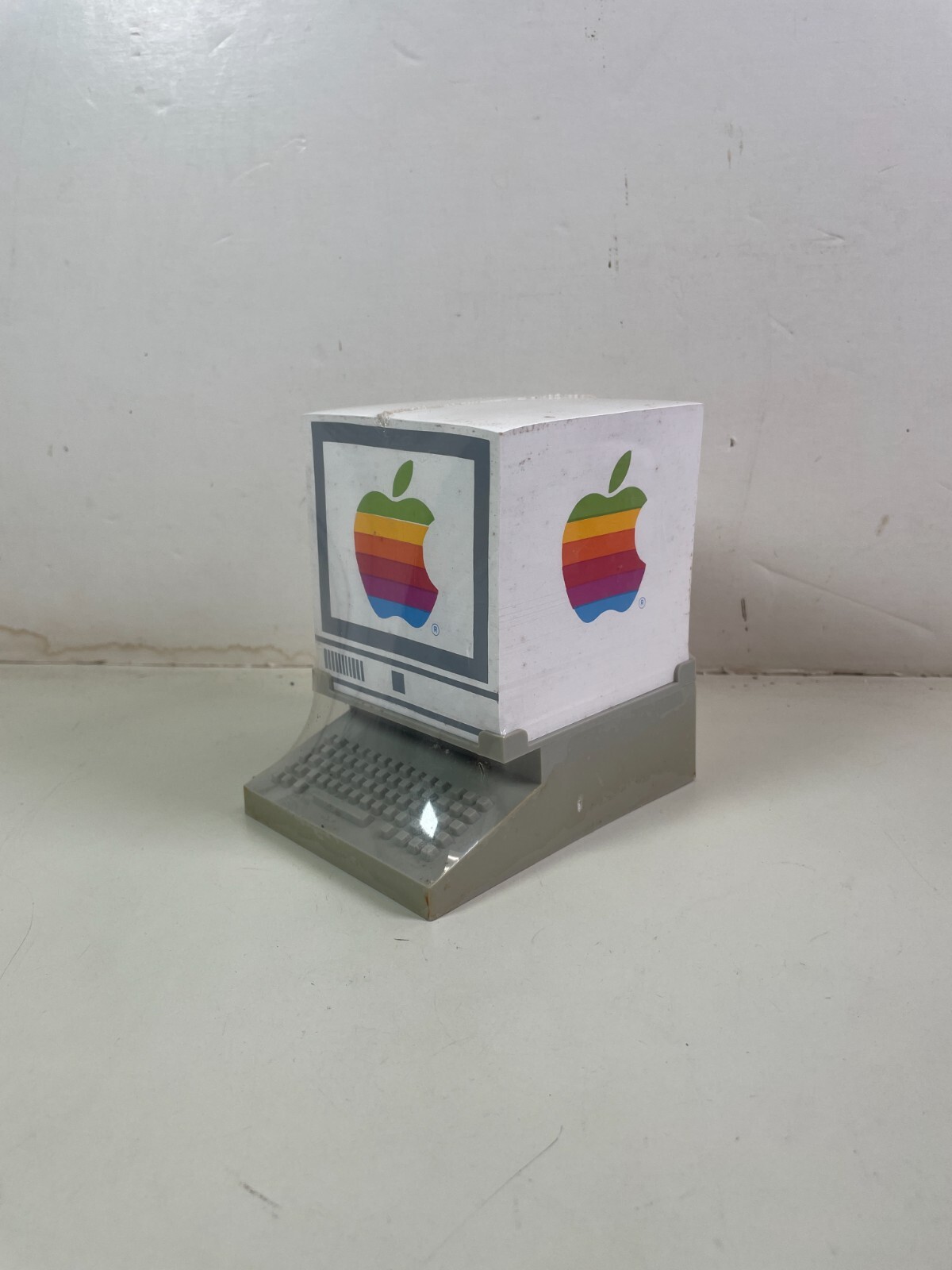 Apple Macintosh Computer Note Cube Pad Made in USA Rainbow Apple Logo Post It