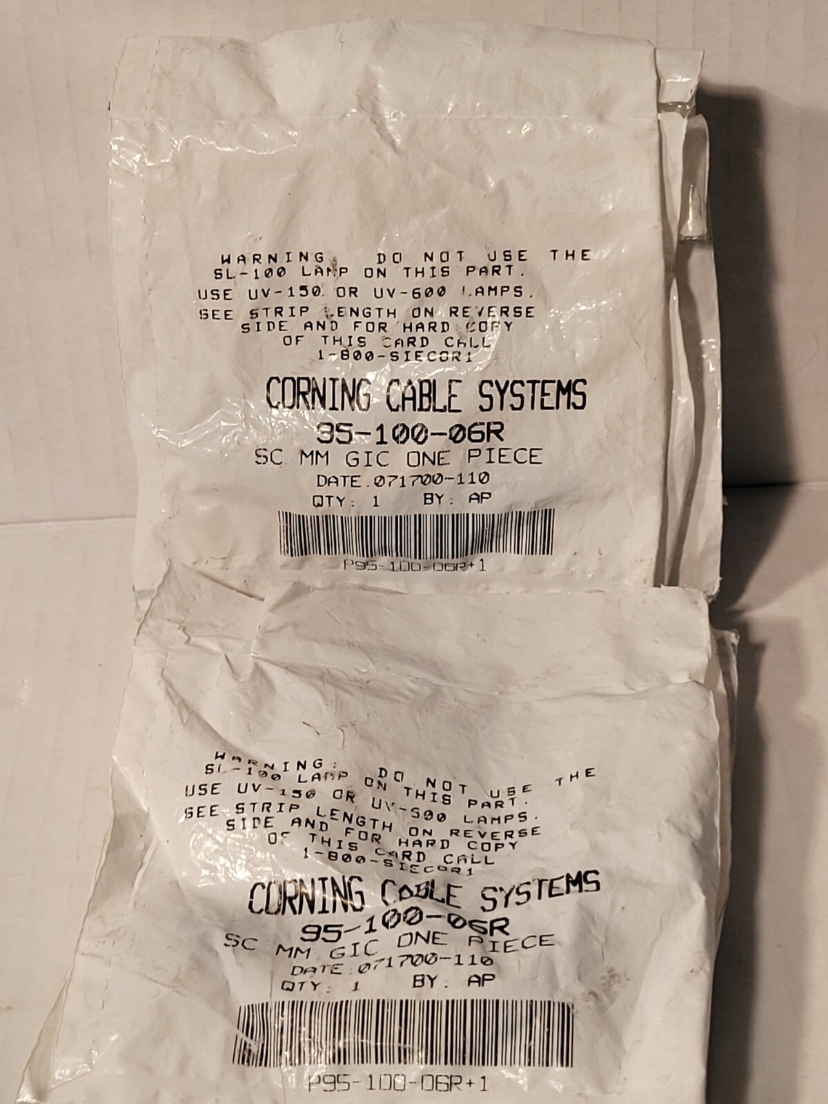 Brand NEW 95-100-06R Corning/SIECOR SC MM Fiber Optic Connector lot of 16 
