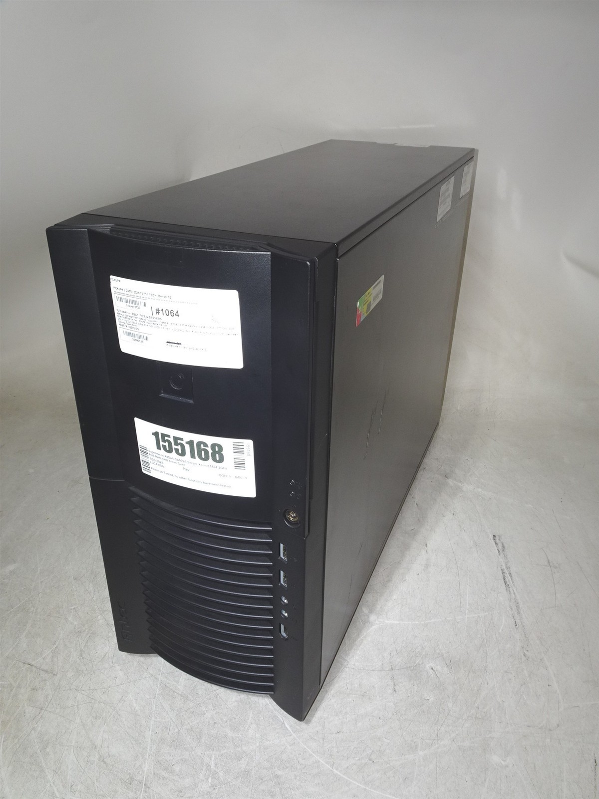 Supermicro X8DA6-SA009A Server Xeon E5504 2GHz 8GB RAM 0HD Antec Case