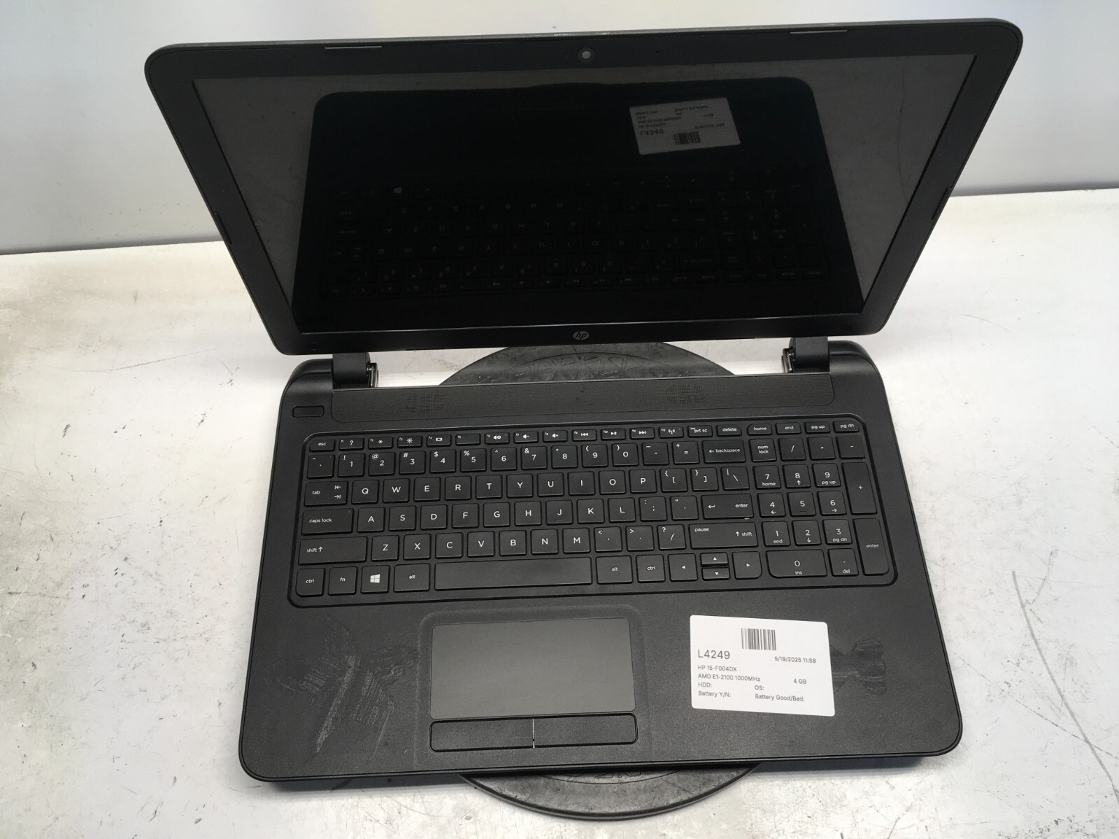 HP 15-F004DX AMD E1-2100 1000MHz 4 GB NO HDD No Batt