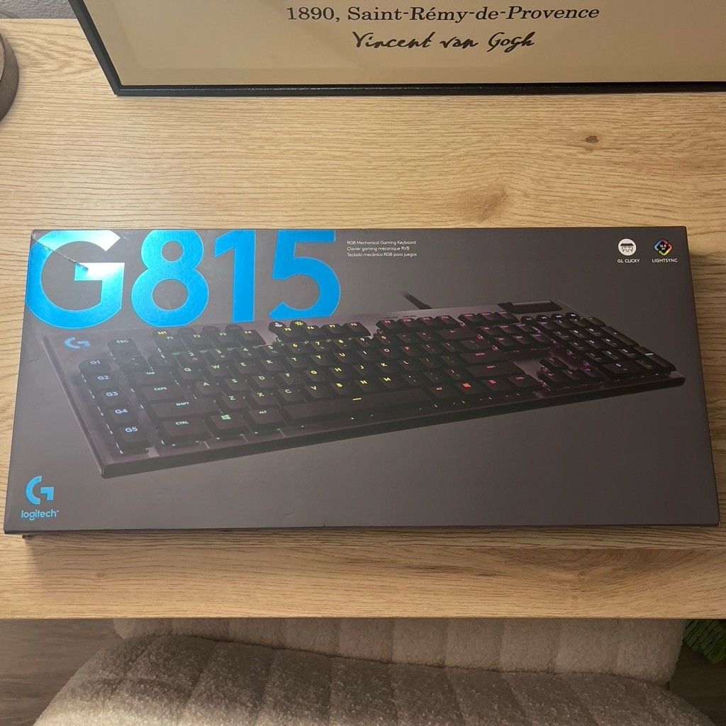 New in box, never used Logitech G815 LIGHTSYNC RGB  Gaming Keyboard GL Clicky
