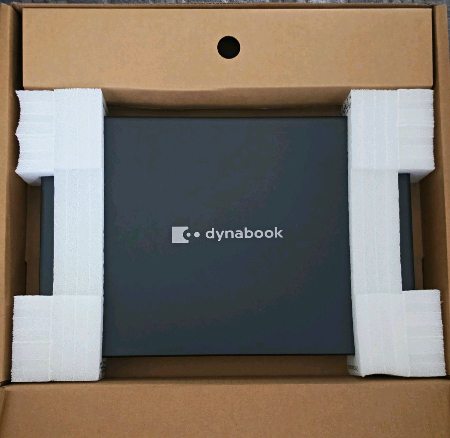 Dynabook Satellite Pro C40-K 14in i3 8GB 256GB SSD Win11 Black Charger