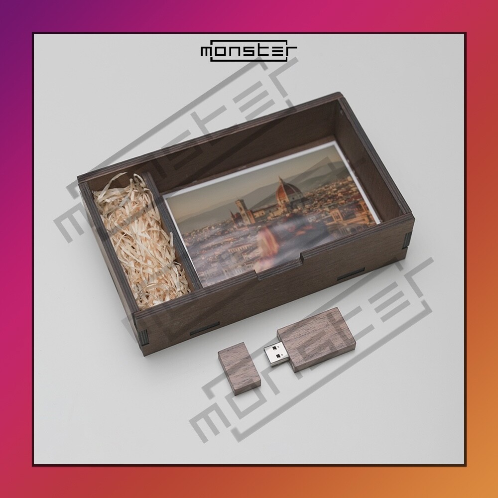 USB 3.0 - 16GB -Custom Wooden and Plexig Box - Walnut Wedding Box