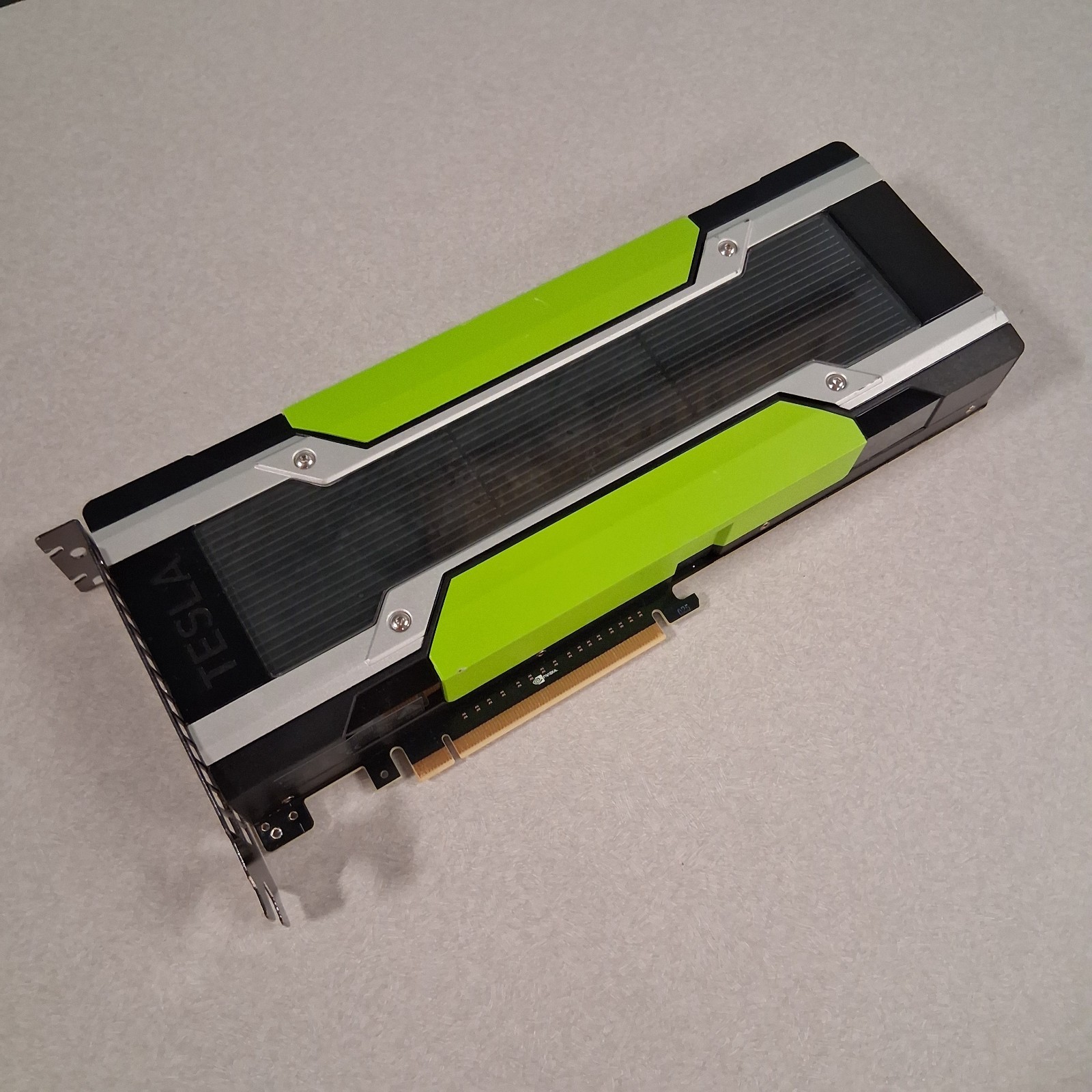 NVIDIA Tesla K80 24GB GDDR5 CUDA Cores Graphic Cards