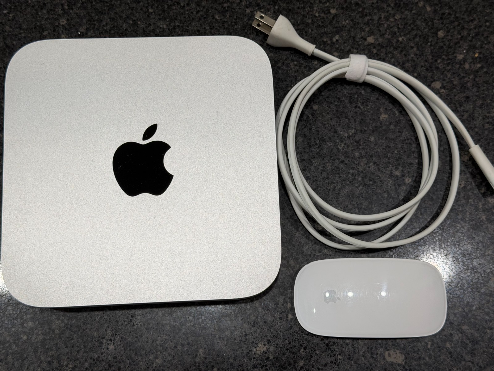 Apple Mac Mini A1347 Intel i5 SSD, 16GB RAM, Magic Mouse(a1296), High Sierra