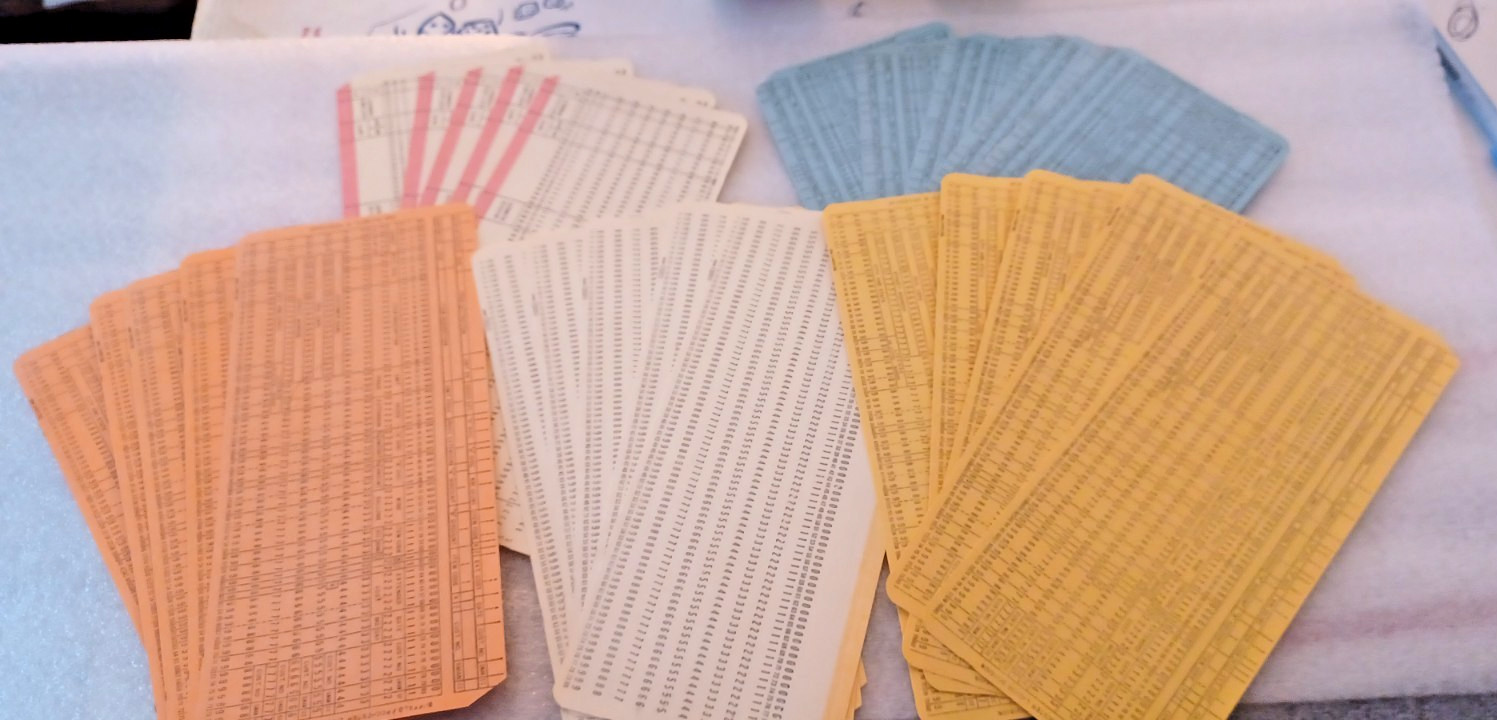 25 Vintage IBM 5 Different  Style Punch Cards NOS Unused  Data Cards Hollerith