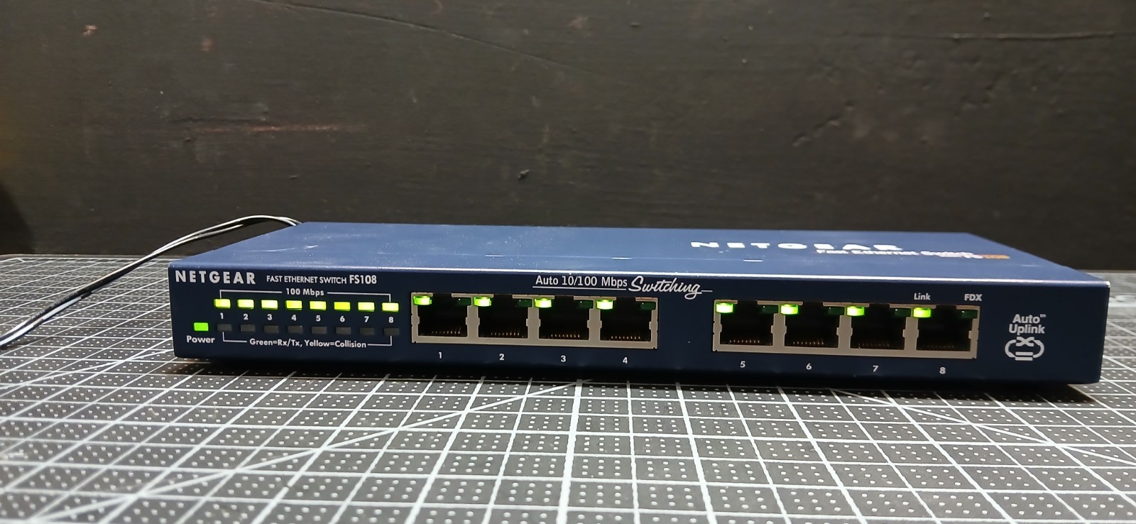 Netgear FS108 features 8 Fast Ethernet ports speeds 10/100 Mbps