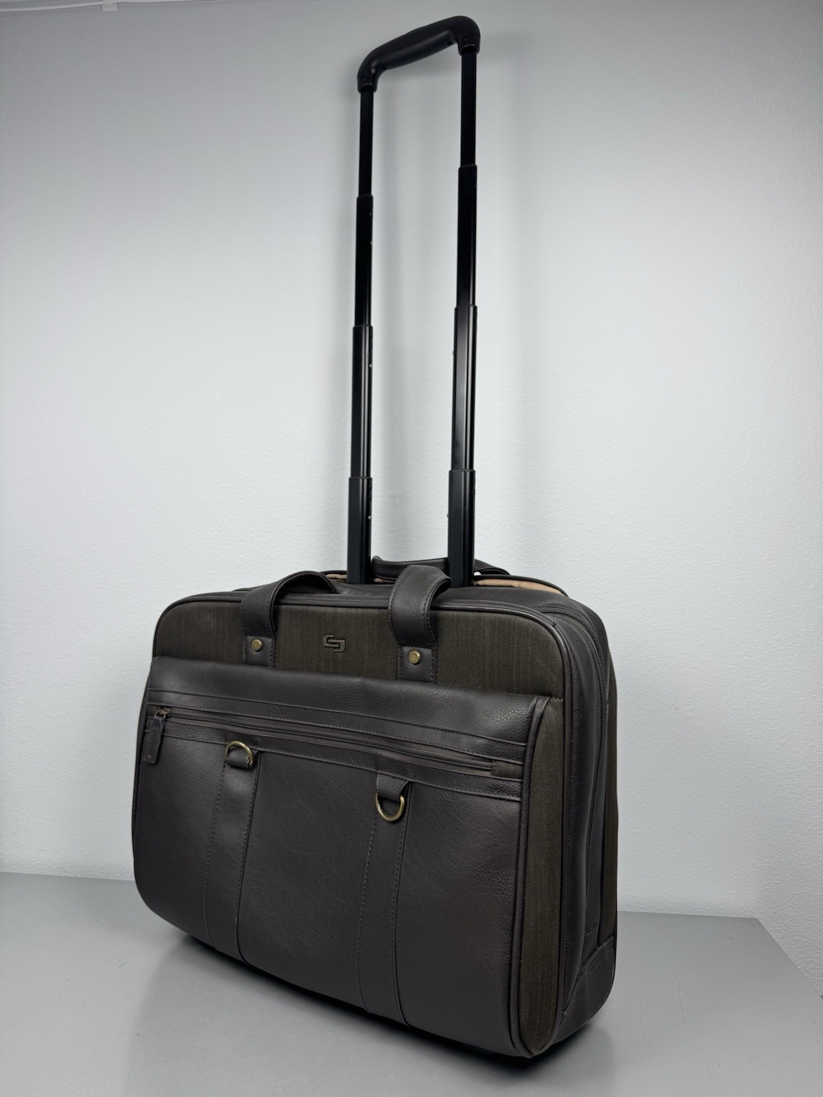 Solo Macdougal Rolling Laptop Case 14x18x7 Brown Luggage Travel Bag Overnight