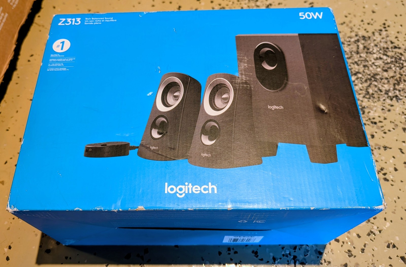 Logitech Z313 2.1 Multimedia Speaker System with Subwoofer, 50 Watt. New Seal
