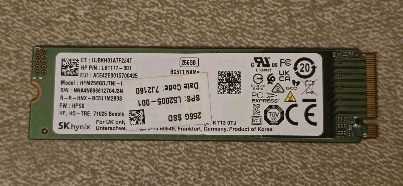 SK Hynix HFM256GDJTNI Internal SSD 256GB NVMe M.2 2280 PCIe L61177-001