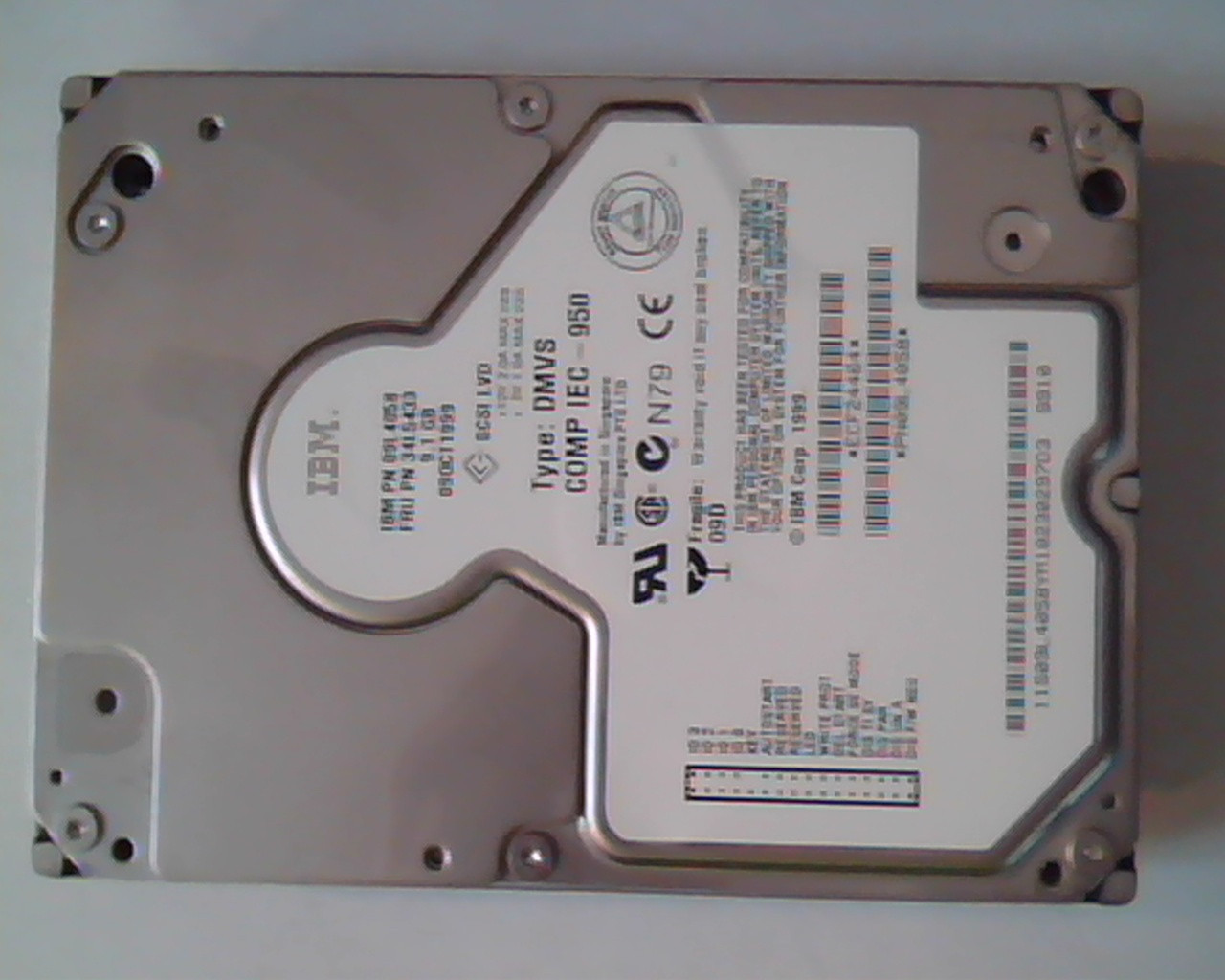 Hard Drive SCSI IBM 09L4058 34L5433 9.1GB DMVS PN09L4058 09OCT1999