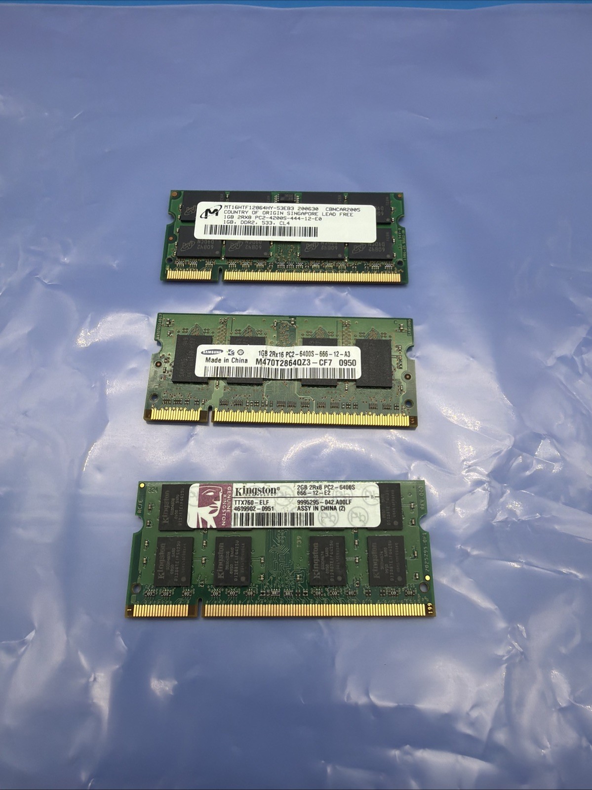 3 Laptop Ram - 1 Kingston 2GB 2Rx8 PC2-6400S-666-12-E2  Plus 2 1GB Ram