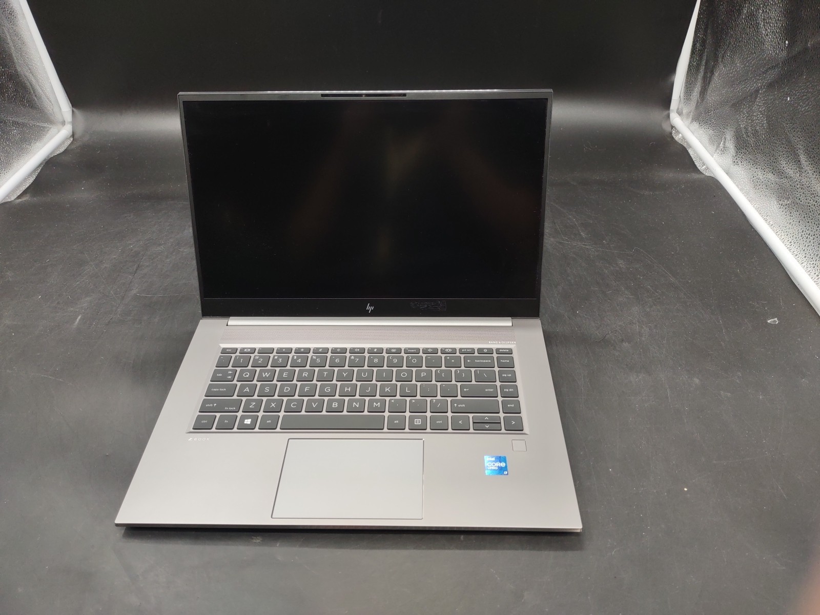 HP Zbook Studio G8 i7 11850H @ 2.50GHz 32GB RAM 256GB NVME NO OS