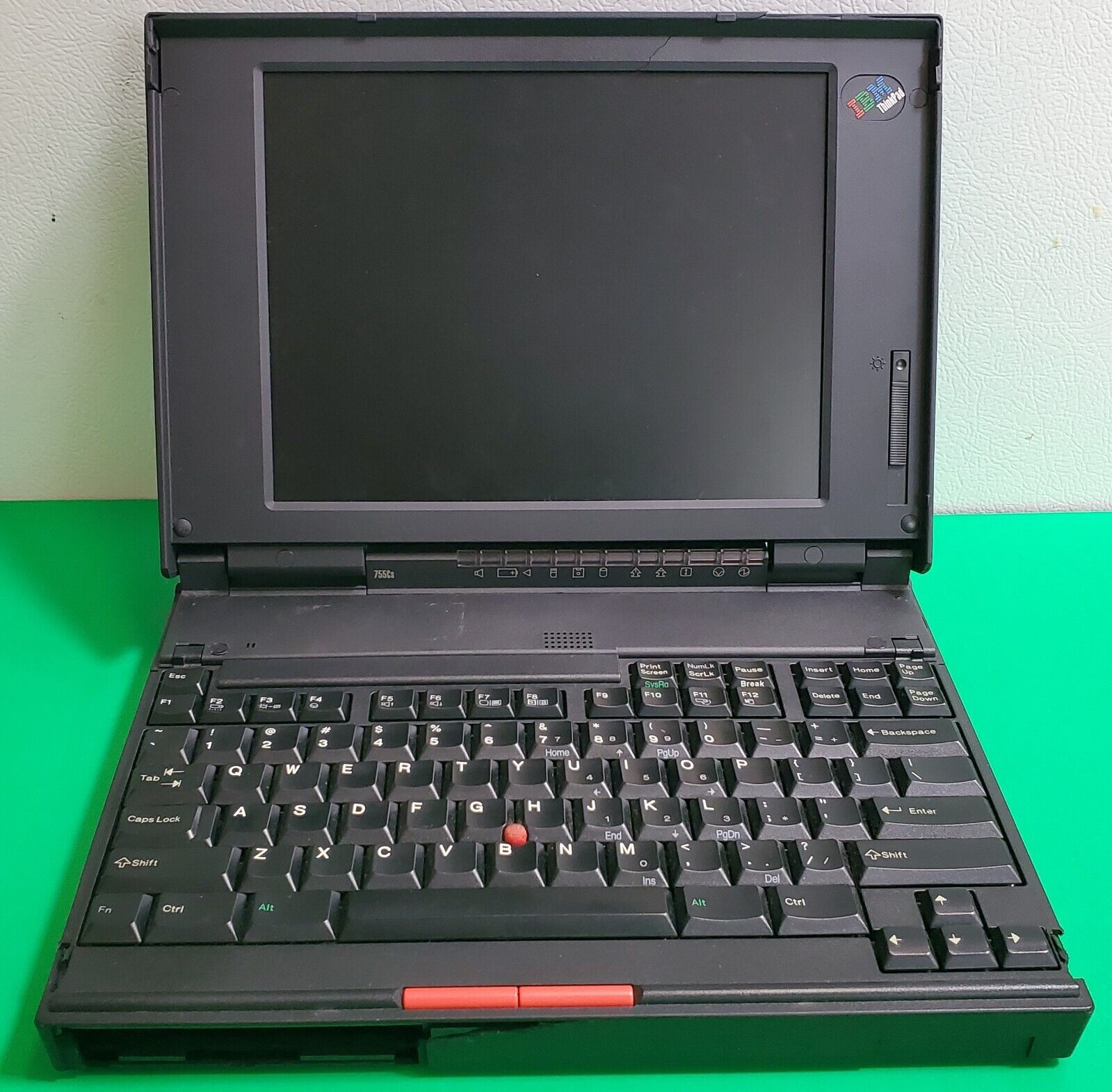 Vintage IBM Thinkpad 755CS Retro TYPE 9545 Pentium Laptop Computer - As Is