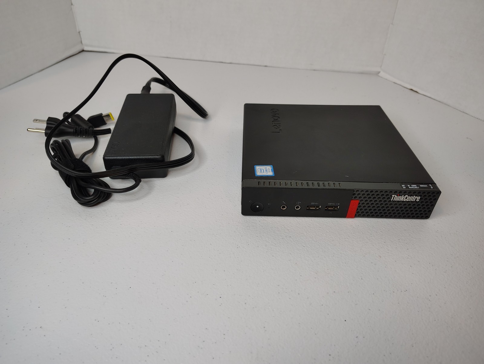 Lenovo ThinkCentre M710q Tiny — i5-7500T / 32GB RAM / 128GB M.2 W/ Power Supply