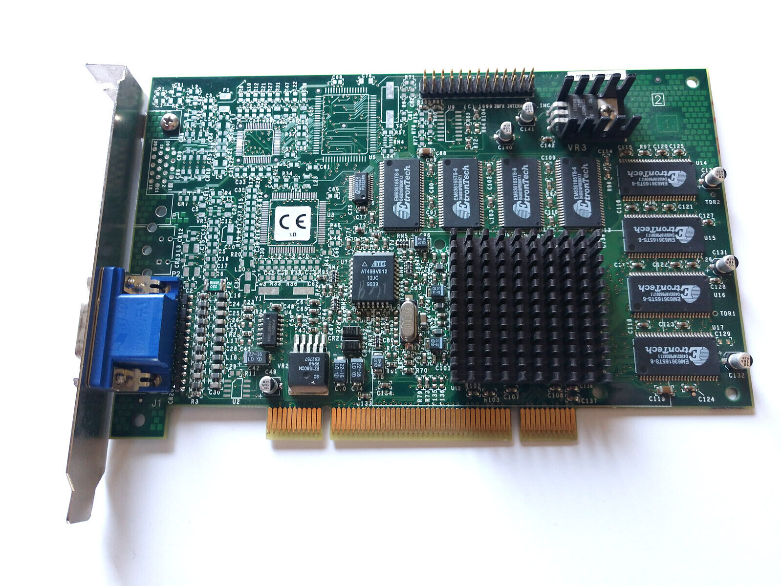 3DFX Voodoo 3 2000 PCI 16MB  (PC or Macintosh capable) - CANADA