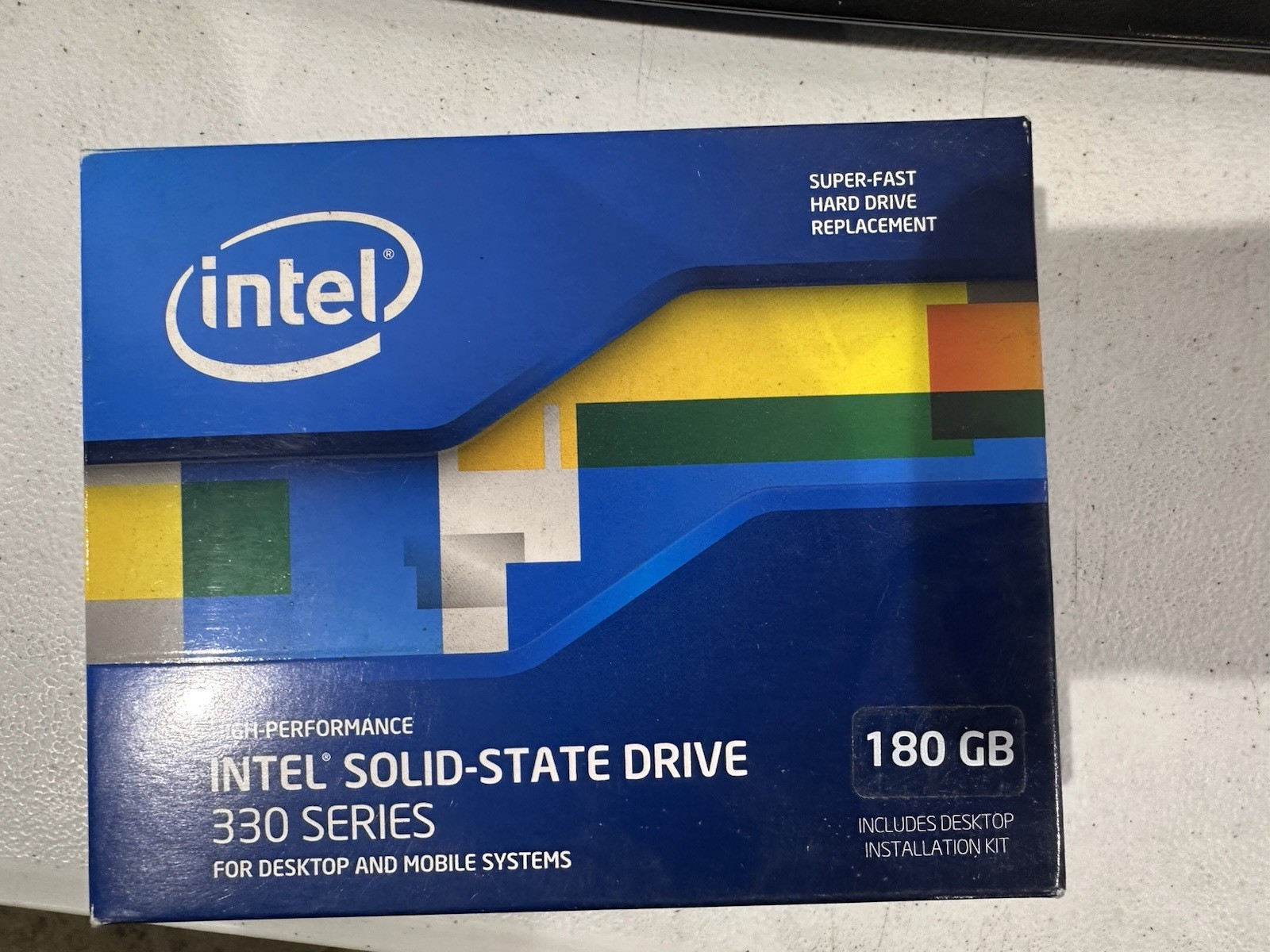 Intel 330 Series 180 GB Internal 2.5" SSDSC2CT180A3K5 Solid State Drive