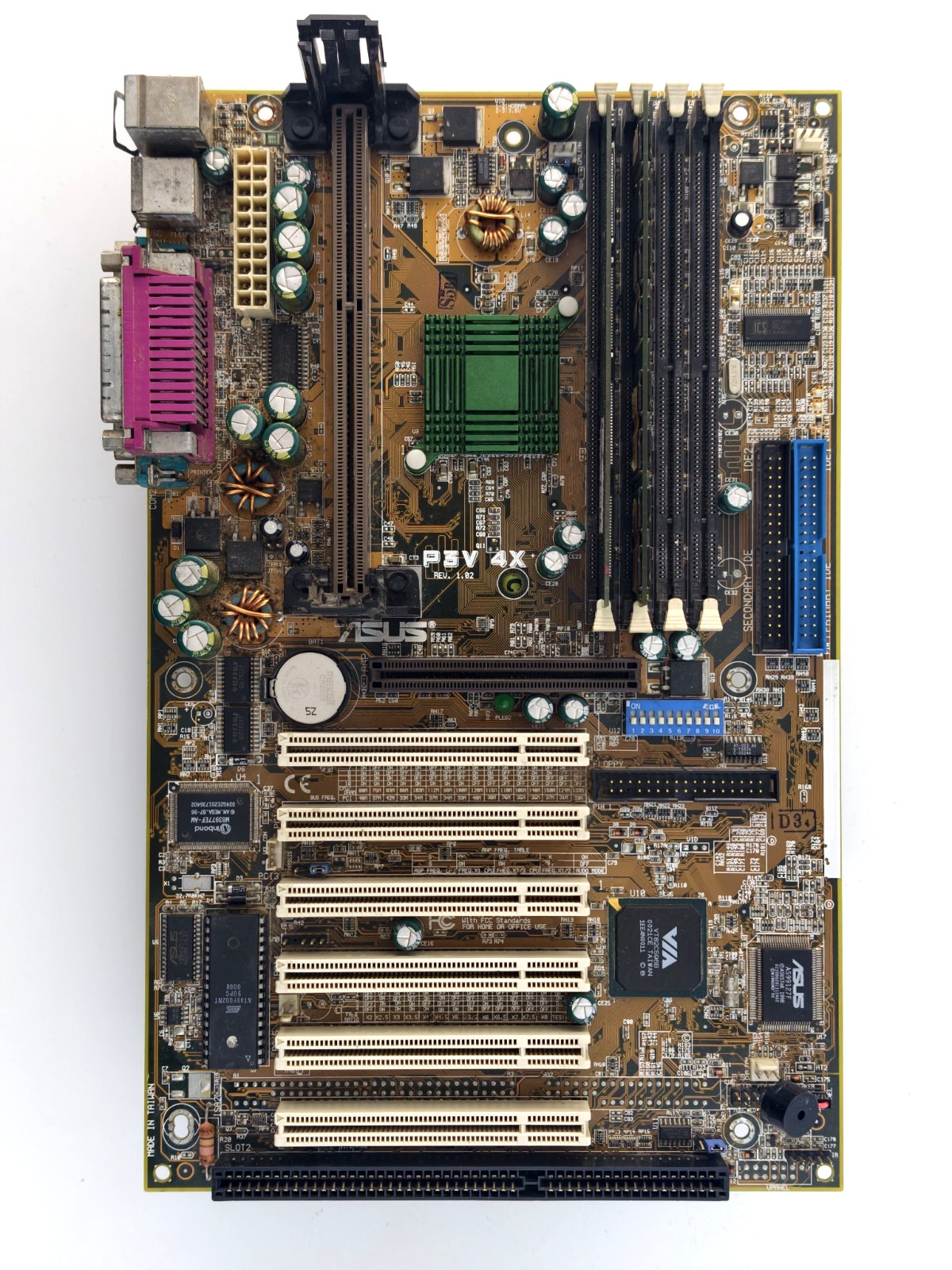 Asus P3V 4X rev. 1.02 Apollo PRO 133A AGP ISA + 256 MB RAM