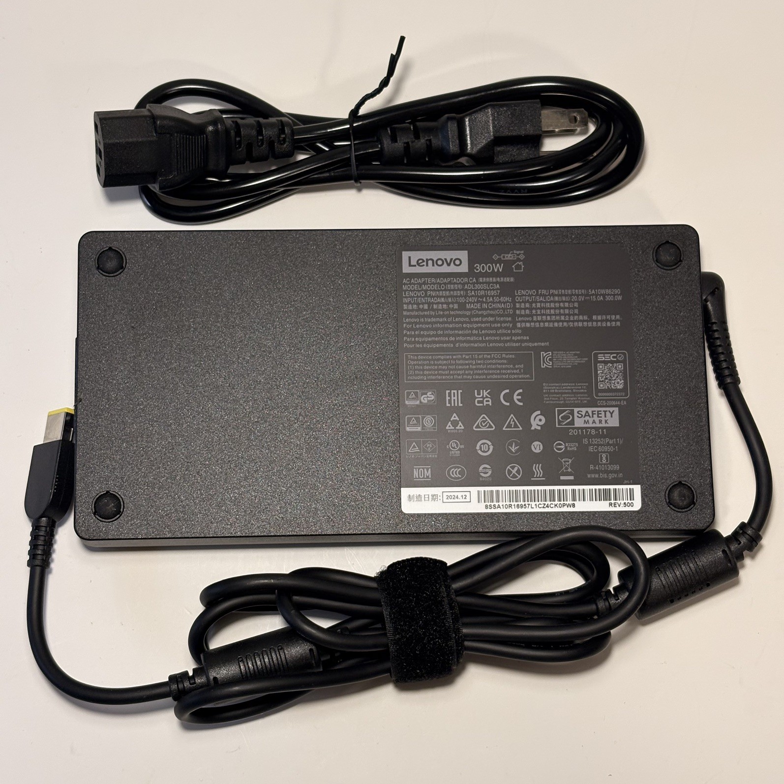 Genuine Lenovo 300W Charger 20V 15A LX-300W 00DA626 Legion Slim Tip