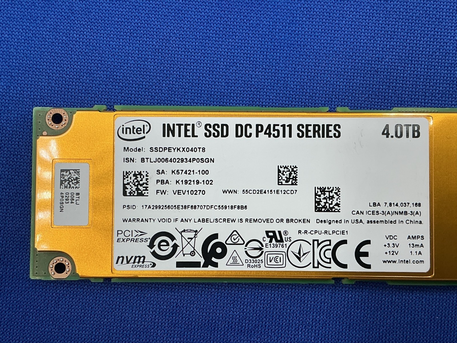 SSDPEYKX040T8 Intel DC P4511 4TB NVMe PCIe 3.1 x4 EDSFF E1.S TLC 5.9m SSD