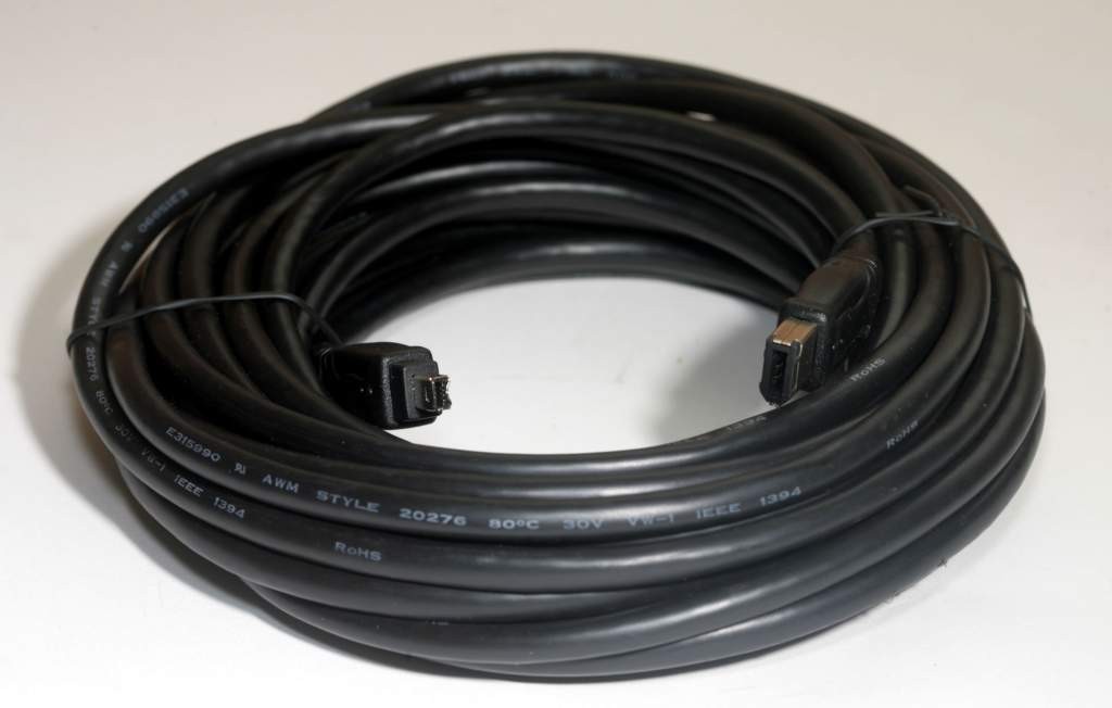 25 ft, 6Pin to 4Pin Firewire 400Mbps, IEEE1394 Premium iLink Cable USA Design