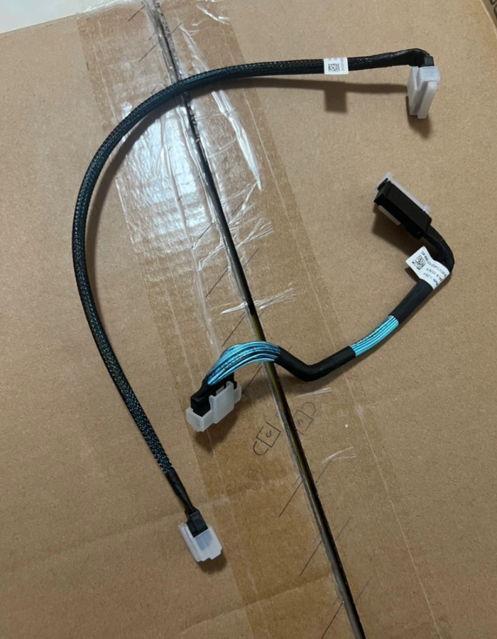 2PCS DELL POWEREDGE R650 10 BAY SFF SERVER H755 PERC RAID CABLES KIT 5J6TF 57X79