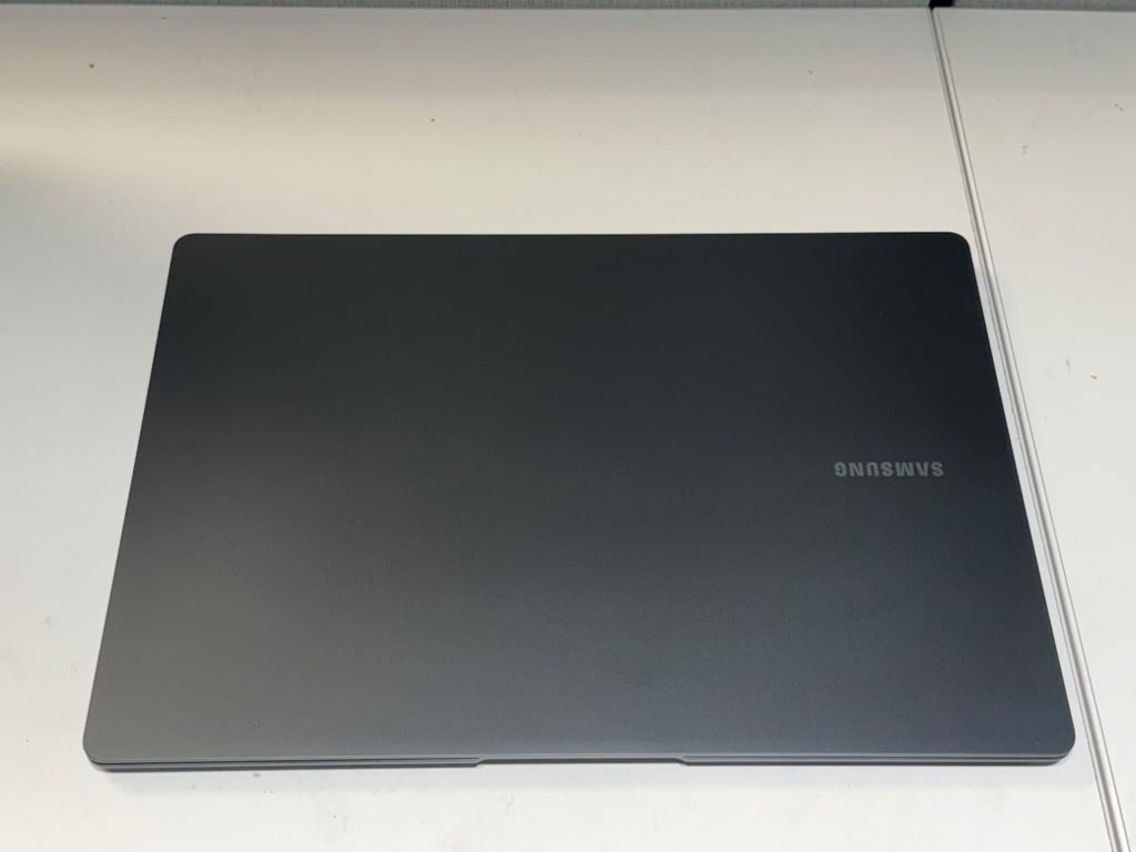 Samsung Galaxy Book3 PRO  14" NON-TOUCH 13" GEN i7-1360P 16GB 512GB SSD 128MB