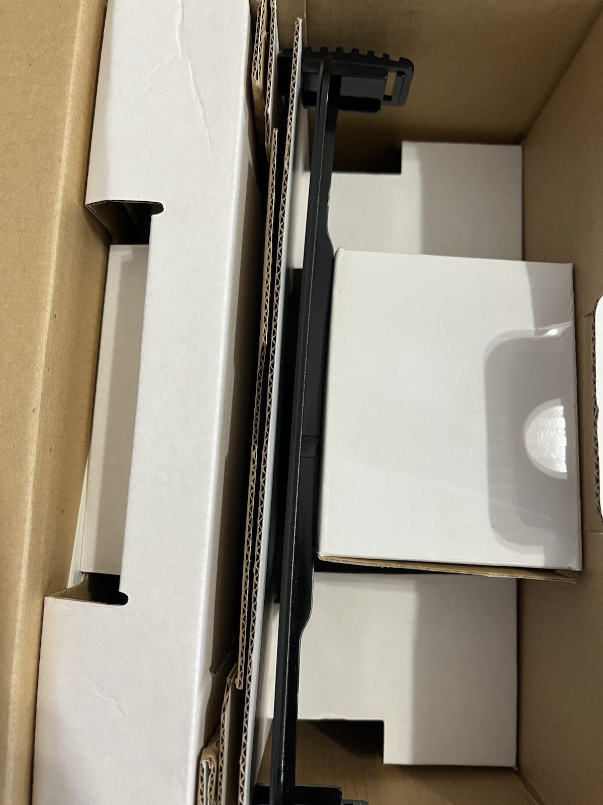 New In Box 3COM 1675-510-000-1.00 Office Connect 5 Port Dual Speed Hub