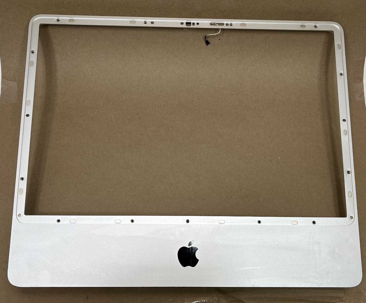 Apple iMAC 20" A1224 Mid 2009 Aluminum Bezell 620-4461